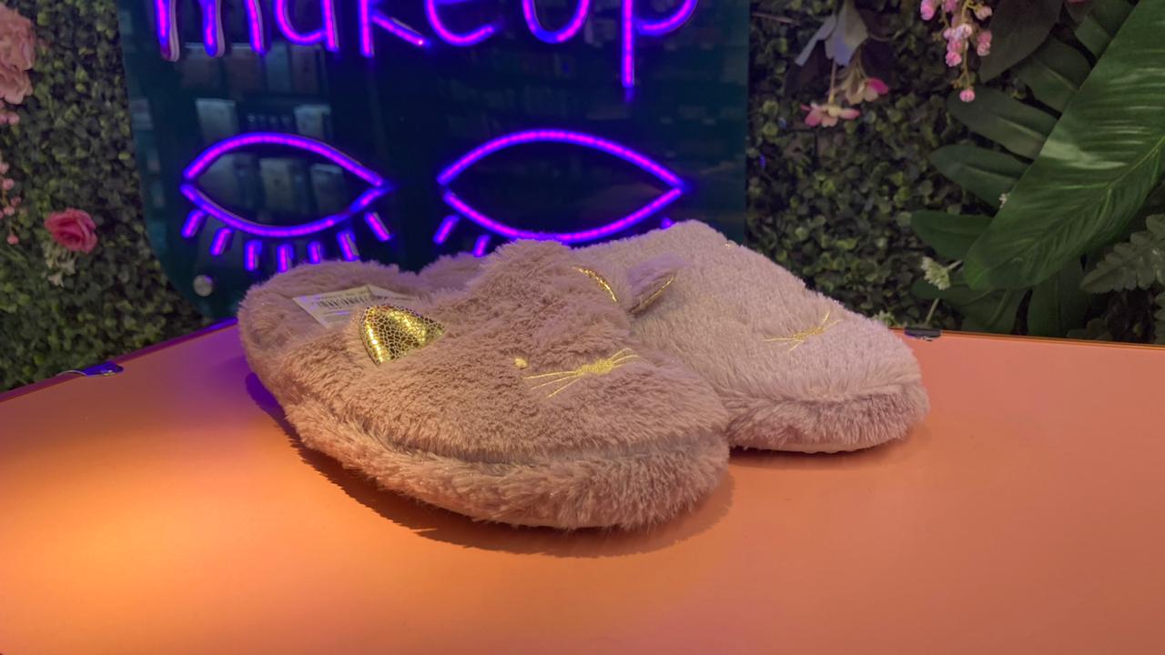 PANTUFLA ESTILO GATO