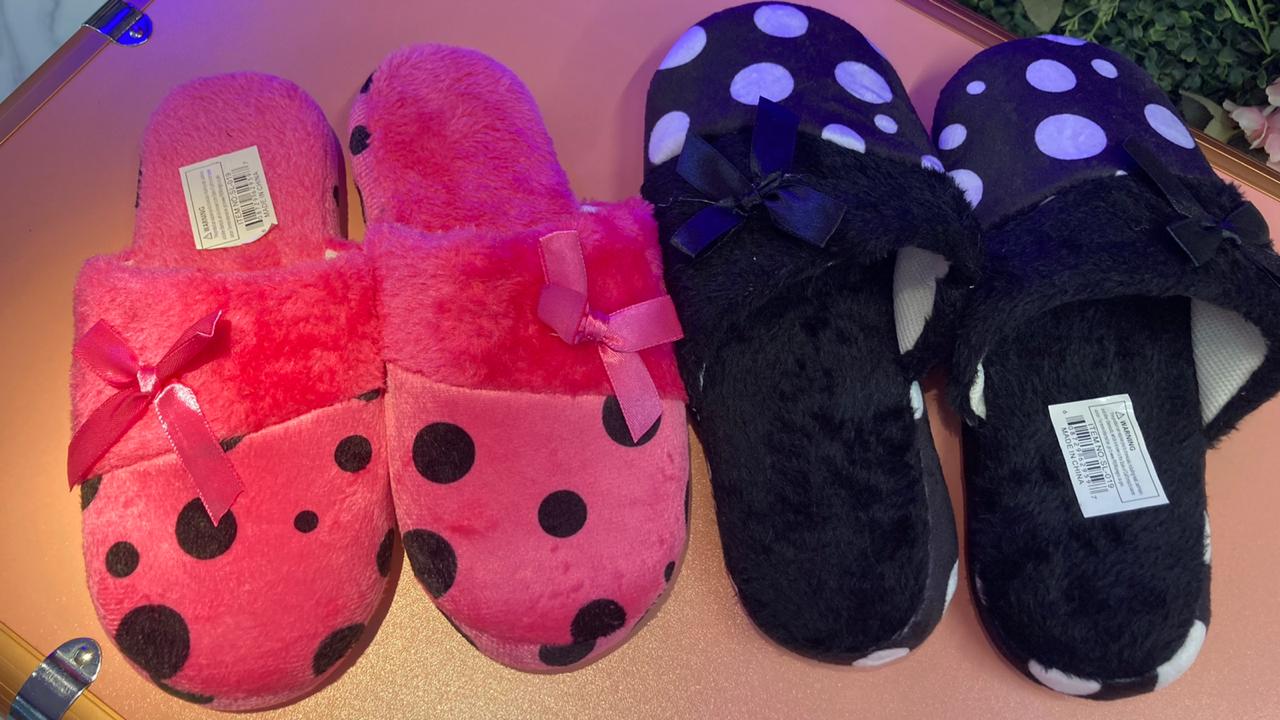 PANTUFLA ESTILO CIRCULOS CON MOÑO